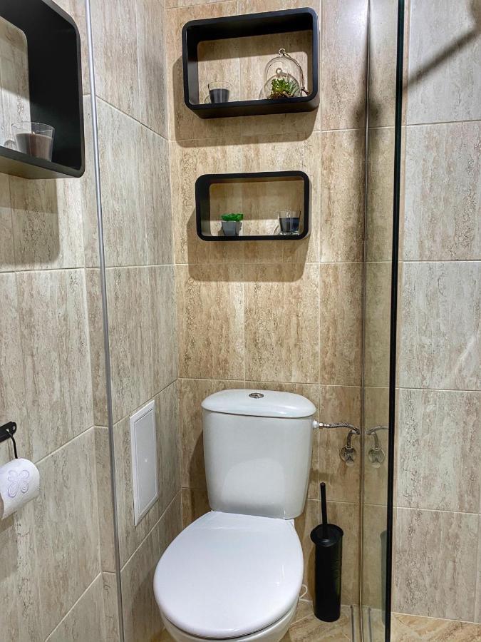 Stylish Urban Apart New 2021 Close To The Beach Varna Esterno foto